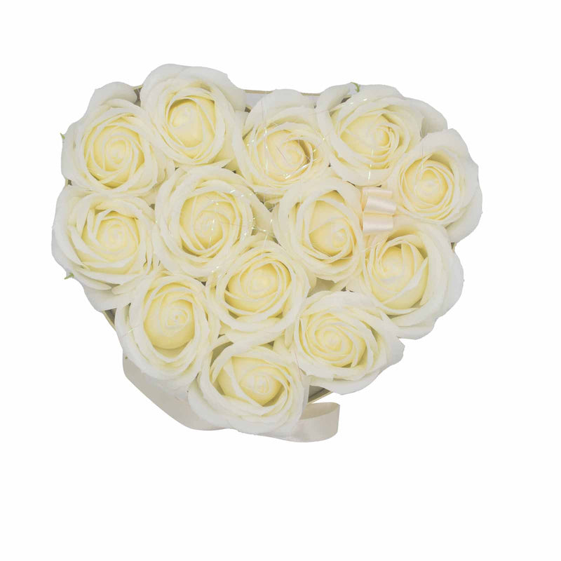 Zeep Bloemen Cadeau Set - 13 Creme Rozen - Hartvorm