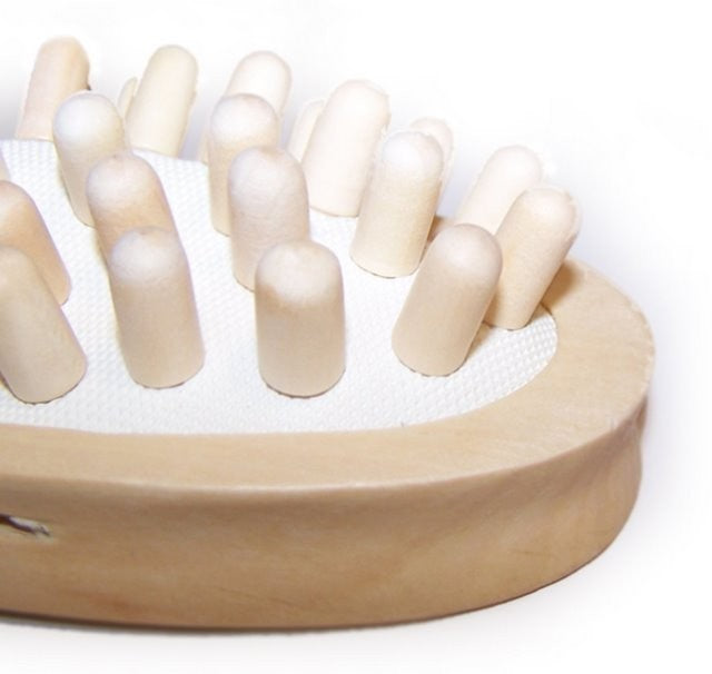 Anti-cellulite wooden massager